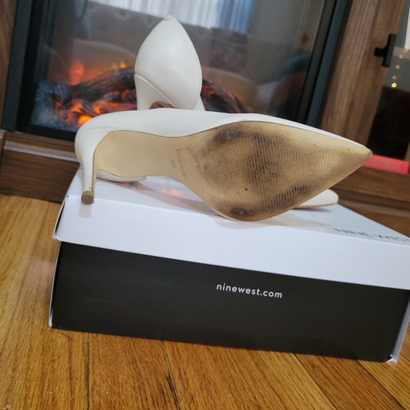 Nine west Ivory pumps size 6 - Picture 4 of 5